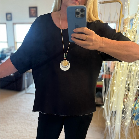 Italian Linen Silver Stitch Top, Made In Italy - Picture 5 of 8